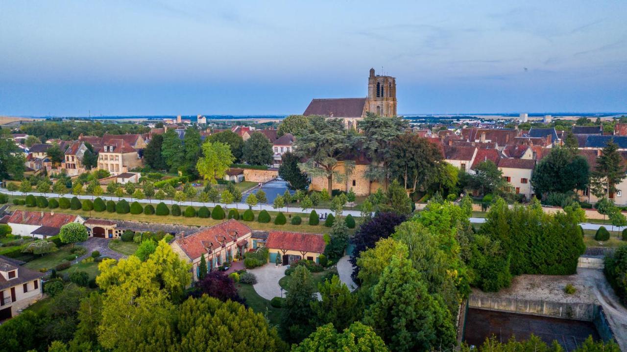 Le Clos Des Cordeliers Sézanne Exteriör bild